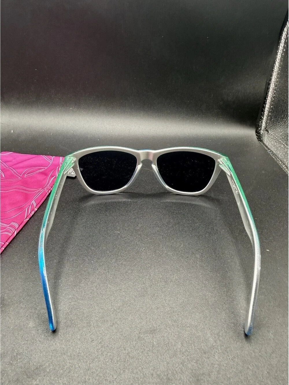 Oakley Frogskin Marine Fade/Blue Iridium Lenses 24-237